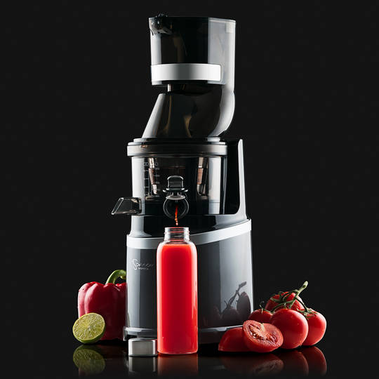 Sana Horeca EUJ-909 Commercial vertical juicer tomato