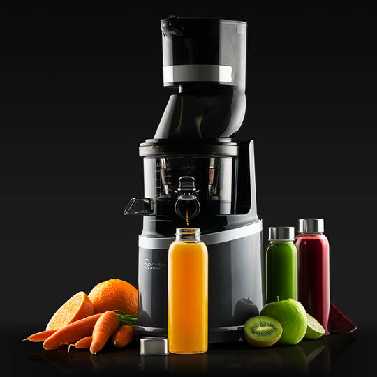 Sana Horeca EUJ-909 Commercial vertical juicer carrots